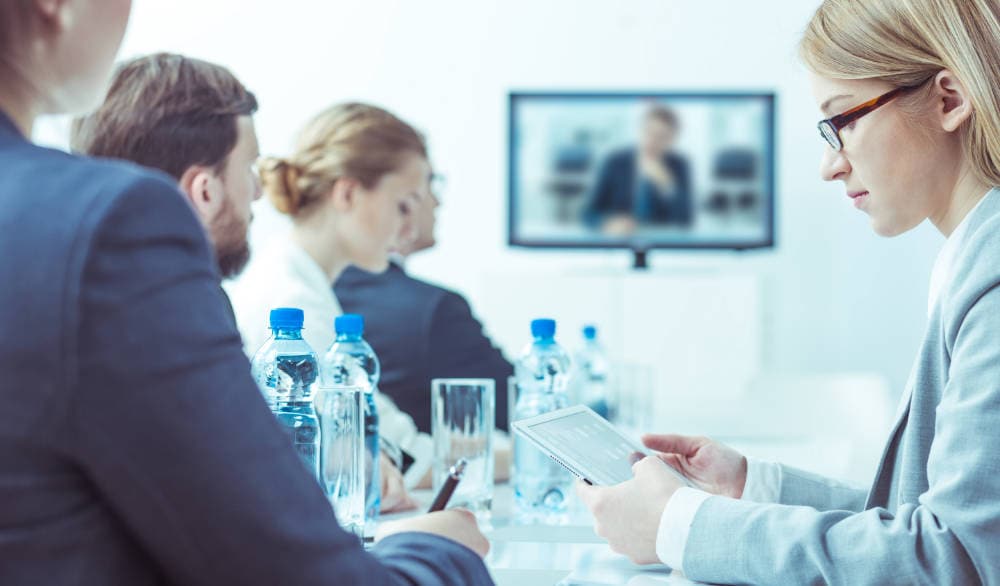 Alquile tecnología de videoconferencia de PCS