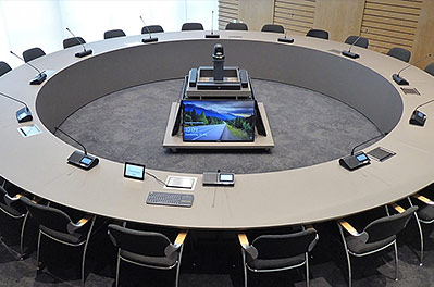 hybrid meeting rooms - We often hit the classroom, on our manufacturers' training courses or installing their technology. Educational institutions and especially universities are often drivers of innovation. Their need for good speech intelligibility and good visual transmission are intrinsic.